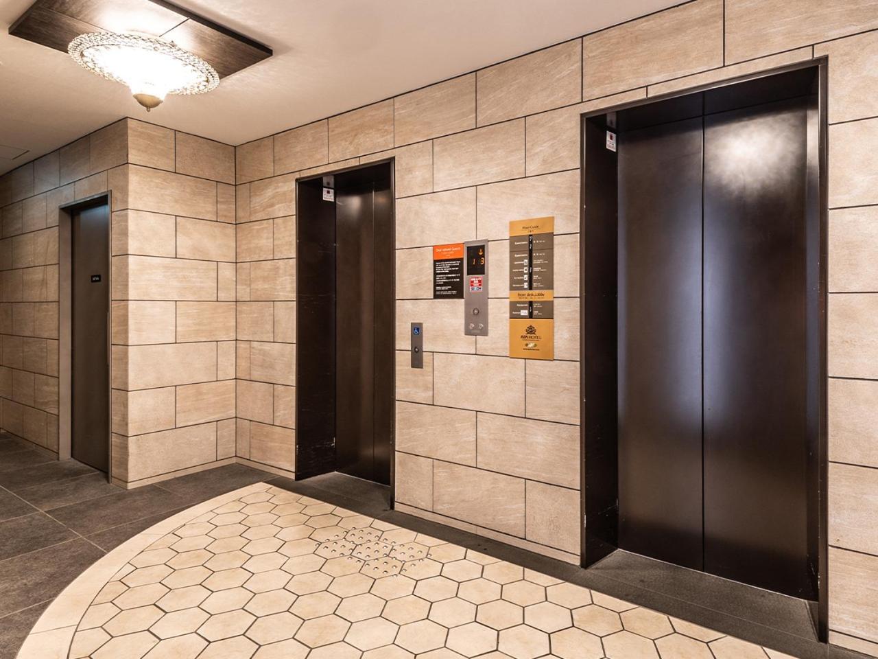 Apa Hotel Nambaminami Daikokucho Ekimae Osaka Exteriör bild